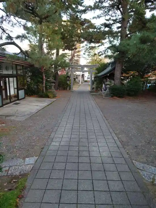 諏訪神社(新潟県)