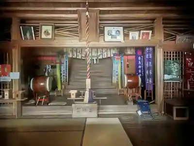 白鳥神社の本殿・本堂