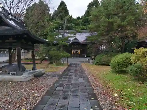 彌高神社の建物その他