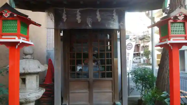 飯澄稲荷神社の本殿・本堂