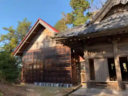 上諏訪神社の本殿・本堂