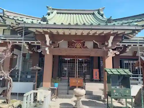 京善寺の本殿