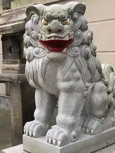 難波神社の狛犬