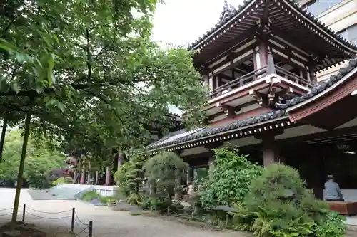 東長寺の本殿・本堂