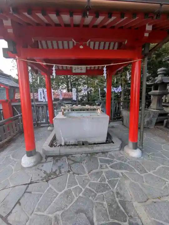 霞神社の{uncategorized: "未分類", other: "その他", undefined: "問題あり", building: "その他建物", grave: "お墓", sacred_gate: "鳥居", guardian: "狛犬", statue: "像", buddha: "仏像", history: "歴史", nature: "自然", garden: "庭園", animal: "動物", pagoda: "塔", temizu: "手水舎", mountain_gate: "山門・神門", sanctuary: "本殿・本堂", subordinate: "末社・摂社", art: "芸術", scenery: "景色", jizo: "地蔵", ema: "絵馬", goshuin: "御朱印", omikuji: "おみくじ", items: "授与品その他", amulet: "お守り", goshuincho: "御朱印帳", eats: "食事", festival: "お祭り", votive_dance: "神楽", shichigosan: "七五三参", wedding: "結婚式", experience: "体験その他", initially: "初詣", around: "周辺", anti_infection: "感染症対策"}