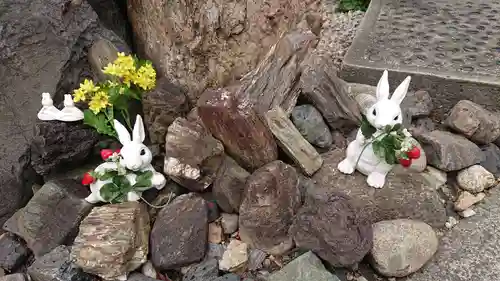 三輪神社の庭園