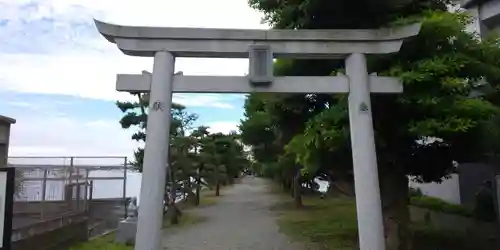 琵琶島神社の鳥居