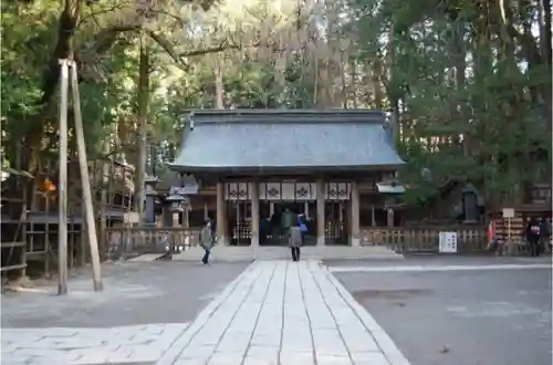 諏訪大社の本殿・本堂