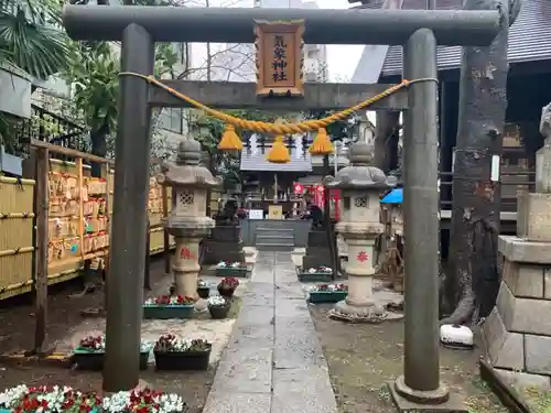 高円寺氷川神社の鳥居