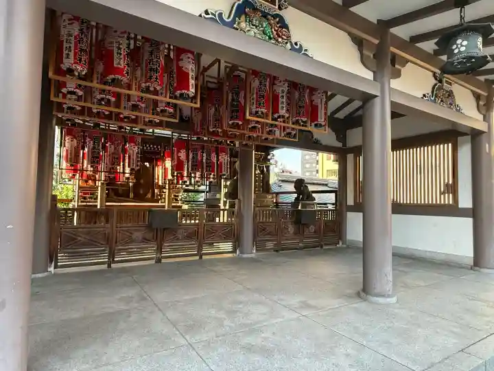 湯島天満宮の{uncategorized: "未分類", other: "その他", undefined: "問題あり", building: "その他建物", grave: "お墓", sacred_gate: "鳥居", guardian: "狛犬", statue: "像", buddha: "仏像", history: "歴史", nature: "自然", garden: "庭園", animal: "動物", pagoda: "塔", temizu: "手水舎", mountain_gate: "山門・神門", sanctuary: "本殿・本堂", subordinate: "末社・摂社", art: "芸術", scenery: "景色", jizo: "地蔵", ema: "絵馬", goshuin: "御朱印", omikuji: "おみくじ", items: "授与品その他", amulet: "お守り", goshuincho: "御朱印帳", eats: "食事", festival: "お祭り", votive_dance: "神楽", shichigosan: "七五三参", wedding: "結婚式", experience: "体験その他", initially: "初詣", around: "周辺", anti_infection: "感染症対策"}