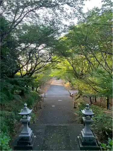 妻山神社の建物その他