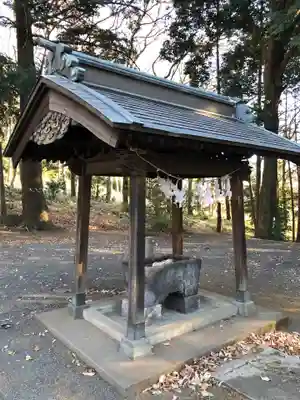 神明神社の手水舎