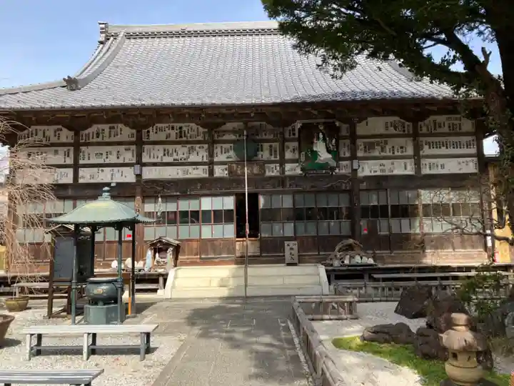 長泉院の本殿・本堂