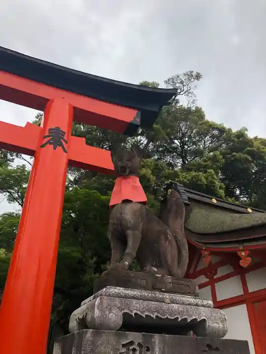 伏見稲荷大社の狛犬