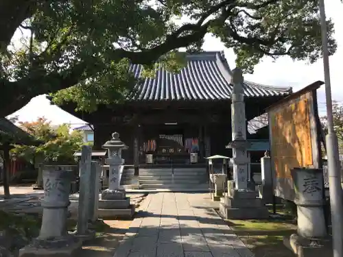 一宮寺の本殿・本堂