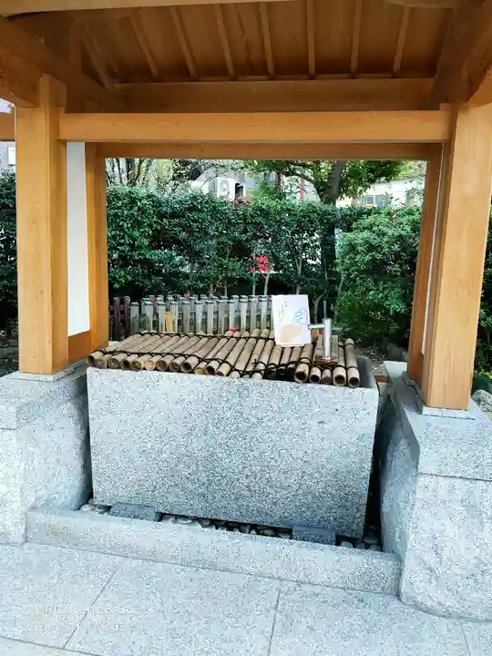 蒲田八幡神社の手水舎