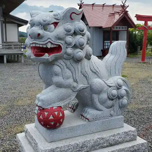 落部八幡宮の狛犬