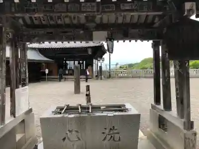 北向観音の{uncategorized: "未分類", other: "その他", undefined: "問題あり", building: "その他建物", grave: "お墓", sacred_gate: "鳥居", guardian: "狛犬", statue: "像", buddha: "仏像", history: "歴史", nature: "自然", garden: "庭園", animal: "動物", pagoda: "塔", temizu: "手水舎", mountain_gate: "山門・神門", sanctuary: "本殿・本堂", subordinate: "末社・摂社", art: "芸術", scenery: "景色", jizo: "地蔵", ema: "絵馬", goshuin: "御朱印", omikuji: "おみくじ", items: "授与品その他", amulet: "お守り", goshuincho: "御朱印帳", eats: "食事", festival: "お祭り", votive_dance: "神楽", shichigosan: "七五三参", wedding: "結婚式", experience: "体験その他", initially: "初詣", around: "周辺", anti_infection: "感染症対策"}