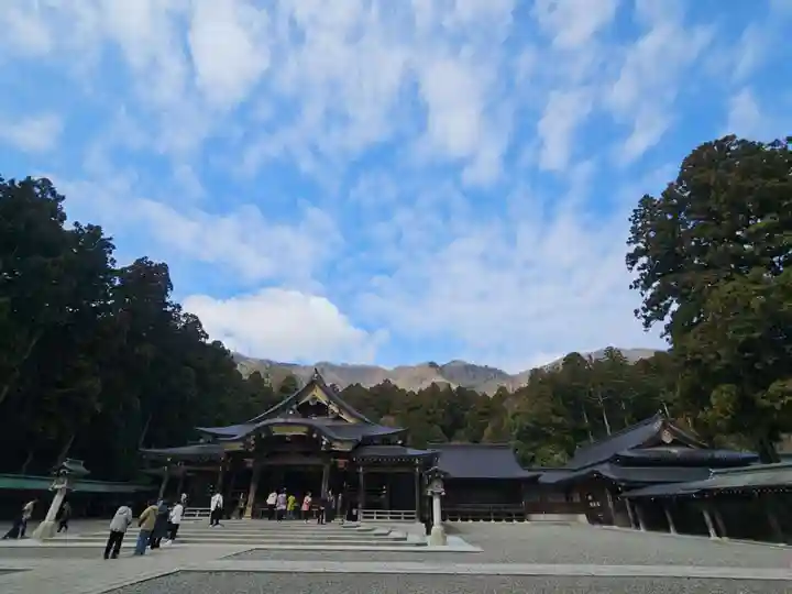 彌彦神社(新潟県)