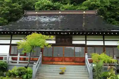 長命寺の本殿・本堂