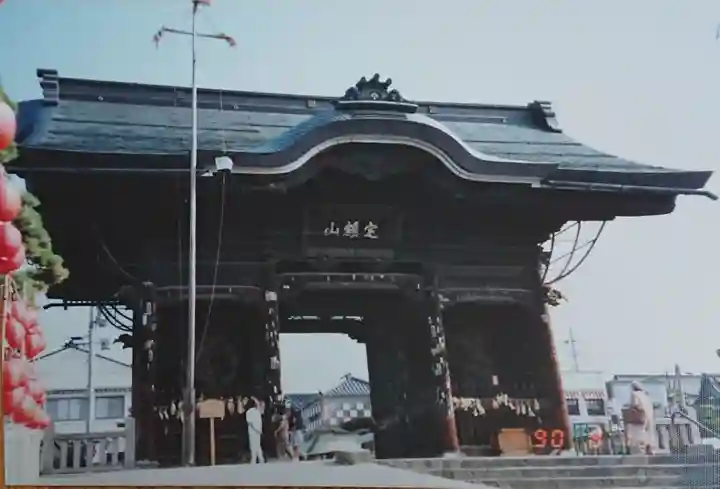 善光寺の山門・神門