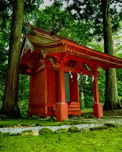 尻岸内八幡神社の末社・摂社