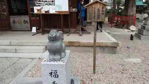 三輪神社の狛犬