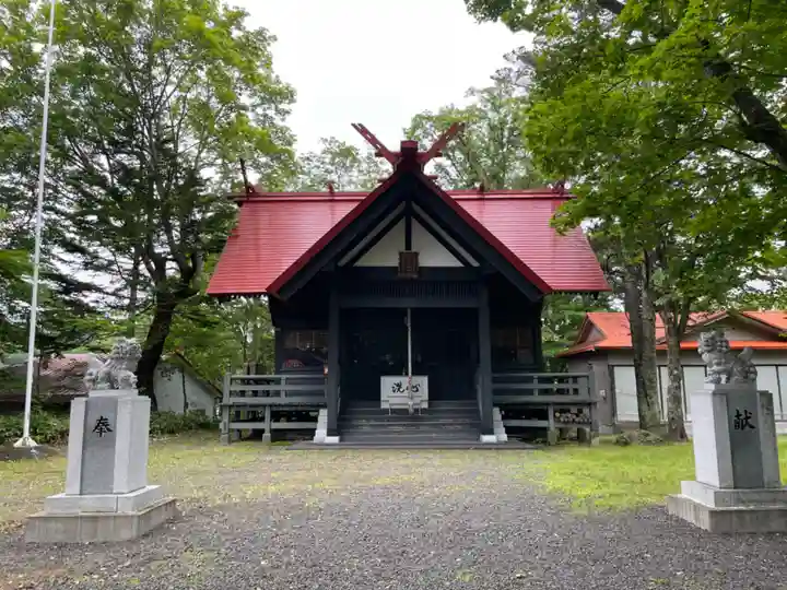 阿寒岳神社の本殿・本堂