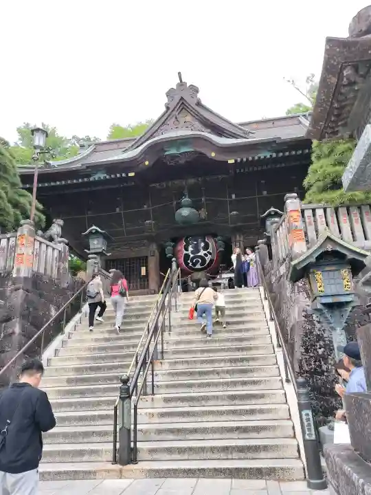 成田山新勝寺の{uncategorized: "未分類", other: "その他", undefined: "問題あり", building: "その他建物", grave: "お墓", sacred_gate: "鳥居", guardian: "狛犬", statue: "像", buddha: "仏像", history: "歴史", nature: "自然", garden: "庭園", animal: "動物", pagoda: "塔", temizu: "手水舎", mountain_gate: "山門・神門", sanctuary: "本殿・本堂", subordinate: "末社・摂社", art: "芸術", scenery: "景色", jizo: "地蔵", ema: "絵馬", goshuin: "御朱印", omikuji: "おみくじ", items: "授与品その他", amulet: "お守り", goshuincho: "御朱印帳", eats: "食事", festival: "お祭り", votive_dance: "神楽", shichigosan: "七五三参", wedding: "結婚式", experience: "体験その他", initially: "初詣", around: "周辺", anti_infection: "感染症対策"}