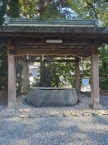 草薙神社の手水