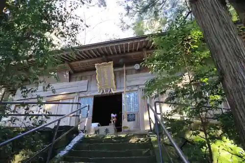 蟇目鹿島神社の本殿・本堂