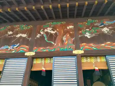 秩父神社の{uncategorized: "未分類", other: "その他", undefined: "問題あり", building: "その他建物", grave: "お墓", sacred_gate: "鳥居", guardian: "狛犬", statue: "像", buddha: "仏像", history: "歴史", nature: "自然", garden: "庭園", animal: "動物", pagoda: "塔", temizu: "手水舎", mountain_gate: "山門・神門", sanctuary: "本殿・本堂", subordinate: "末社・摂社", art: "芸術", scenery: "景色", jizo: "地蔵", ema: "絵馬", goshuin: "御朱印", omikuji: "おみくじ", items: "授与品その他", amulet: "お守り", goshuincho: "御朱印帳", eats: "食事", festival: "お祭り", votive_dance: "神楽", shichigosan: "七五三参", wedding: "結婚式", experience: "体験その他", initially: "初詣", around: "周辺", anti_infection: "感染症対策"}