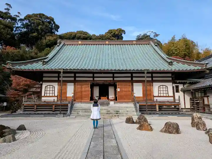 龍雲寺の本殿・本堂