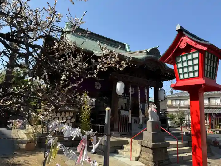 久富稲荷神社の{uncategorized: "未分類", other: "その他", undefined: "問題あり", building: "その他建物", grave: "お墓", sacred_gate: "鳥居", guardian: "狛犬", statue: "像", buddha: "仏像", history: "歴史", nature: "自然", garden: "庭園", animal: "動物", pagoda: "塔", temizu: "手水舎", mountain_gate: "山門・神門", sanctuary: "本殿・本堂", subordinate: "末社・摂社", art: "芸術", scenery: "景色", jizo: "地蔵", ema: "絵馬", goshuin: "御朱印", omikuji: "おみくじ", items: "授与品その他", amulet: "お守り", goshuincho: "御朱印帳", eats: "食事", festival: "お祭り", votive_dance: "神楽", shichigosan: "七五三参", wedding: "結婚式", experience: "体験その他", initially: "初詣", around: "周辺", anti_infection: "感染症対策"}