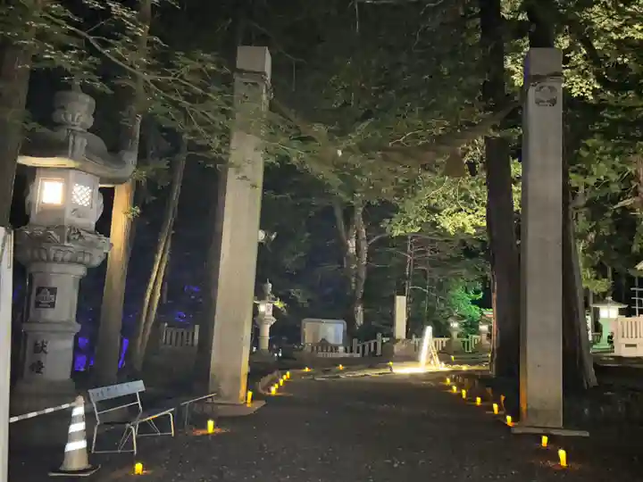 諏訪大社下社秋宮(長野県)