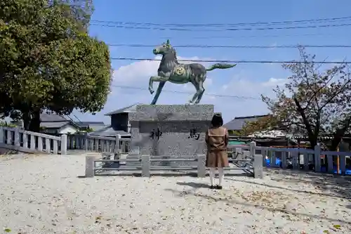 八幡社 (堤町)の像