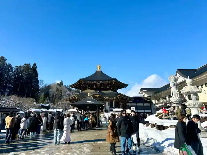 西方寺の{uncategorized: "未分類", other: "その他", undefined: "問題あり", building: "その他建物", grave: "お墓", sacred_gate: "鳥居", guardian: "狛犬", statue: "像", buddha: "仏像", history: "歴史", nature: "自然", garden: "庭園", animal: "動物", pagoda: "塔", temizu: "手水舎", mountain_gate: "山門・神門", sanctuary: "本殿・本堂", subordinate: "末社・摂社", art: "芸術", scenery: "景色", jizo: "地蔵", ema: "絵馬", goshuin: "御朱印", omikuji: "おみくじ", items: "授与品その他", amulet: "お守り", goshuincho: "御朱印帳", eats: "食事", festival: "お祭り", votive_dance: "神楽", shichigosan: "七五三参", wedding: "結婚式", experience: "体験その他", initially: "初詣", around: "周辺", anti_infection: "感染症対策"}