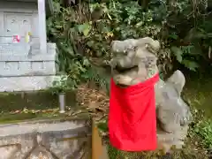 菟越神社の狛犬