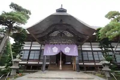 前山寺の本殿・本堂