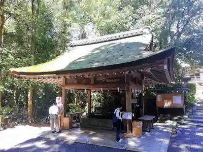 大神神社の手水舎