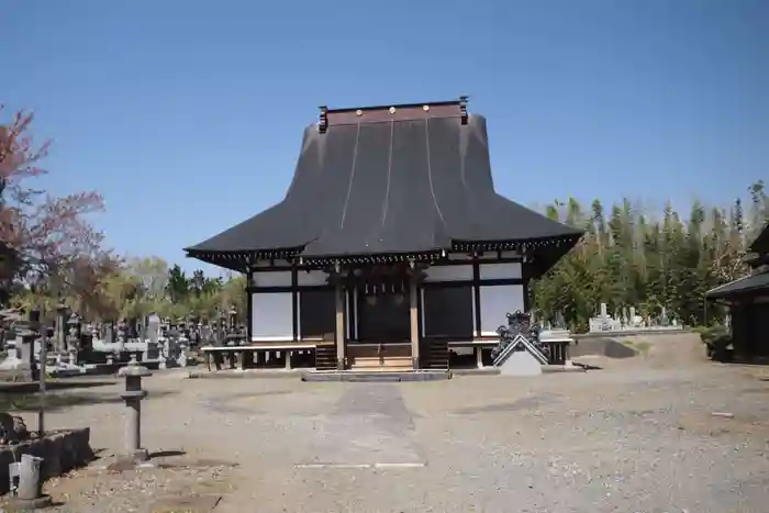 本照寺の本殿