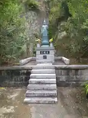 石堂寺の像