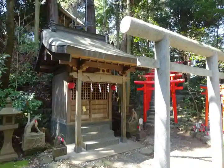 白笹稲荷神社の末社・摂社