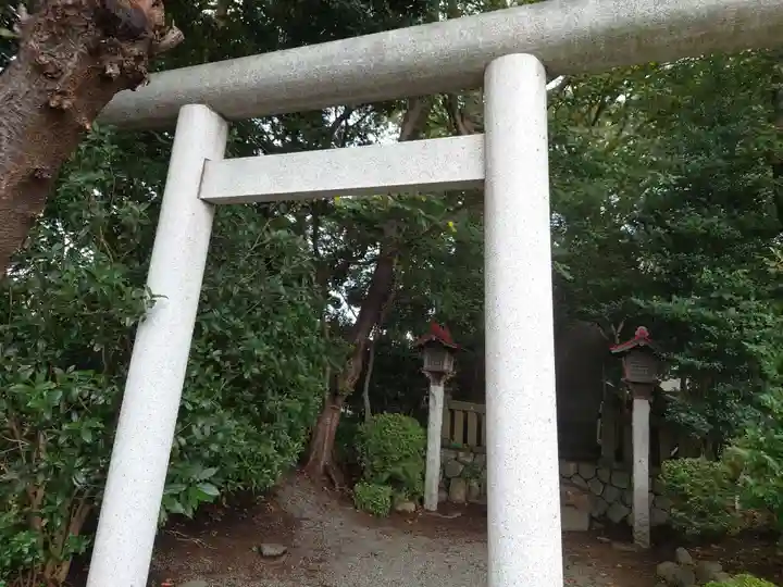 倉見神社の末社・摂社