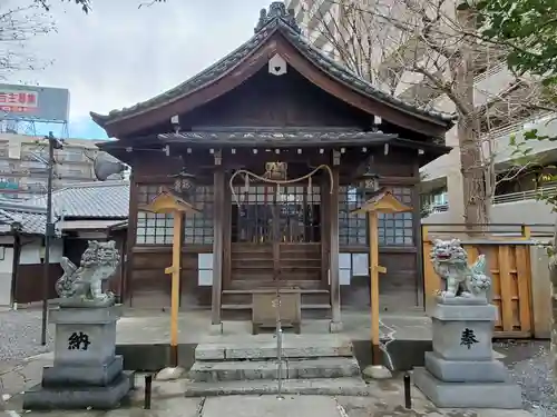 物部神社の本殿・本堂