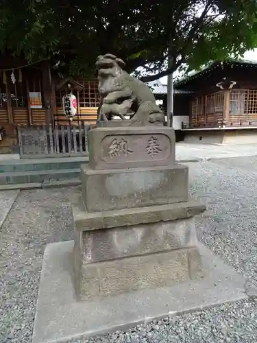 本郷氷川神社の狛犬