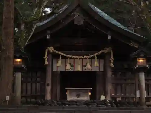 諏訪大社上社前宮(長野県)