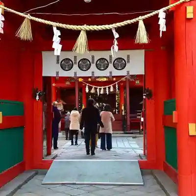 六所神社の山門・神門