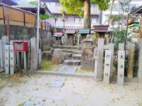 八幡社（大秋八幡社）の末社・摂社