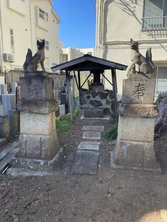 正行寺の{uncategorized: "未分類", other: "その他", undefined: "問題あり", building: "その他建物", grave: "お墓", sacred_gate: "鳥居", guardian: "狛犬", statue: "像", buddha: "仏像", history: "歴史", nature: "自然", garden: "庭園", animal: "動物", pagoda: "塔", temizu: "手水舎", mountain_gate: "山門・神門", sanctuary: "本殿・本堂", subordinate: "末社・摂社", art: "芸術", scenery: "景色", jizo: "地蔵", ema: "絵馬", goshuin: "御朱印", omikuji: "おみくじ", items: "授与品その他", amulet: "お守り", goshuincho: "御朱印帳", eats: "食事", festival: "お祭り", votive_dance: "神楽", shichigosan: "七五三参", wedding: "結婚式", experience: "体験その他", initially: "初詣", around: "周辺", anti_infection: "感染症対策"}